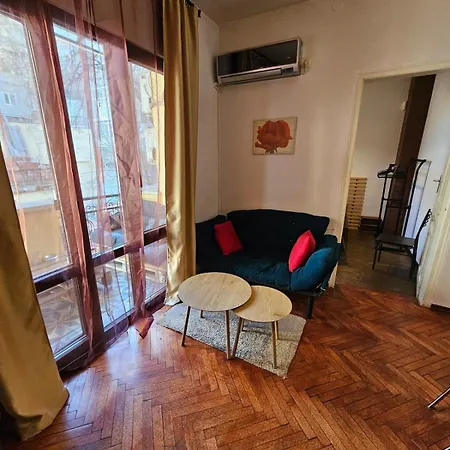 Hot Spot 2bdrm 1 Апартаменты София